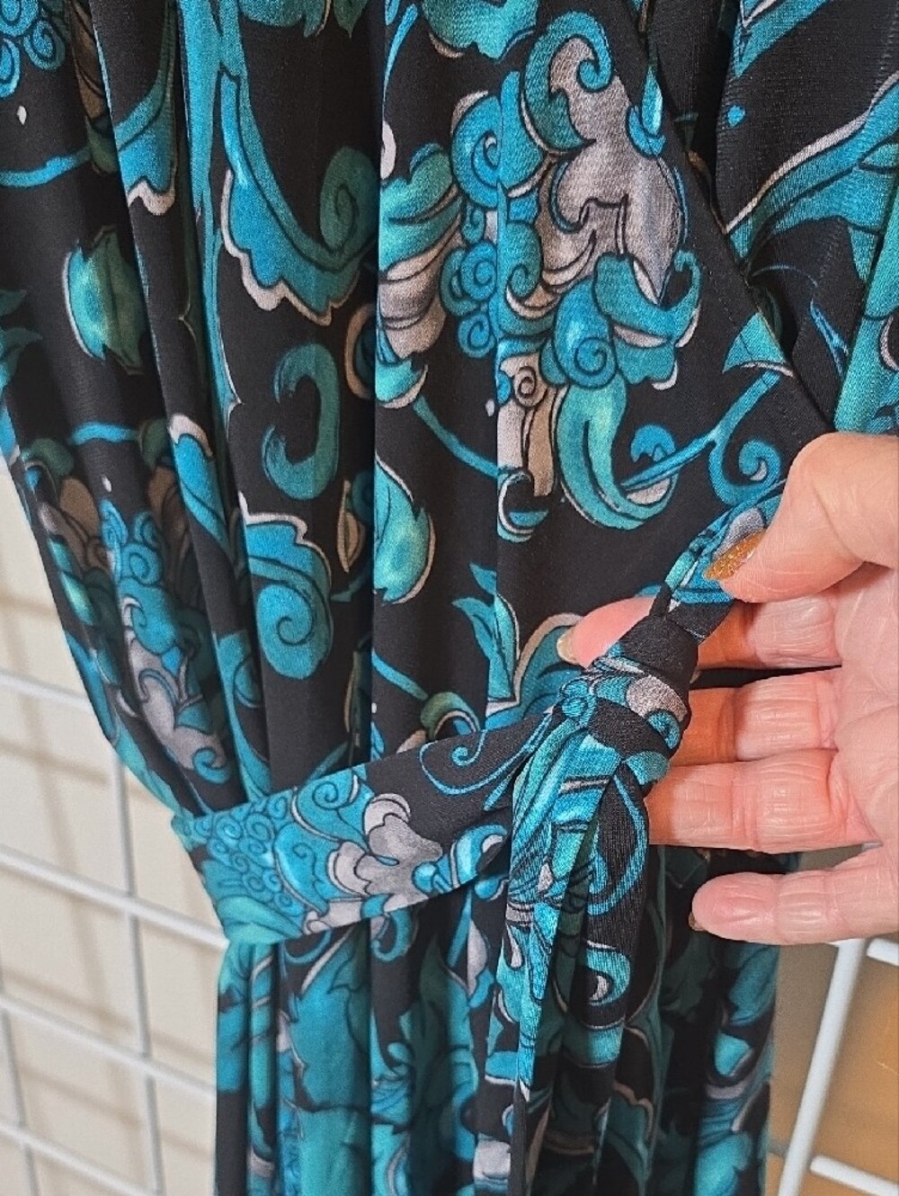 Ellen Tracy Boho Black & Teal Patterned Wrap Midi Dress Size XL NWT - Picture 7 of 16
